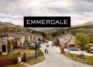 ITV《Emmerdale》的明星在情感帖子中分享了Netflix大型节目中的毁灭性斧头